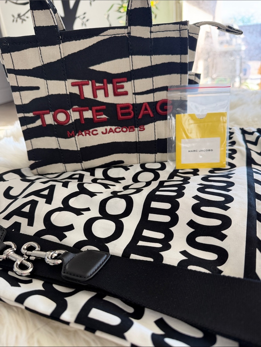 Marc Jacobs The Zebra Tote Bag - Small
